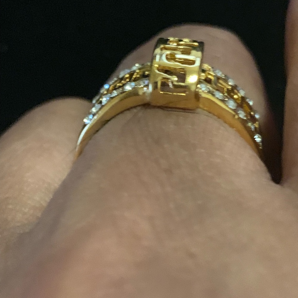Ring - Picture 3 of 5
